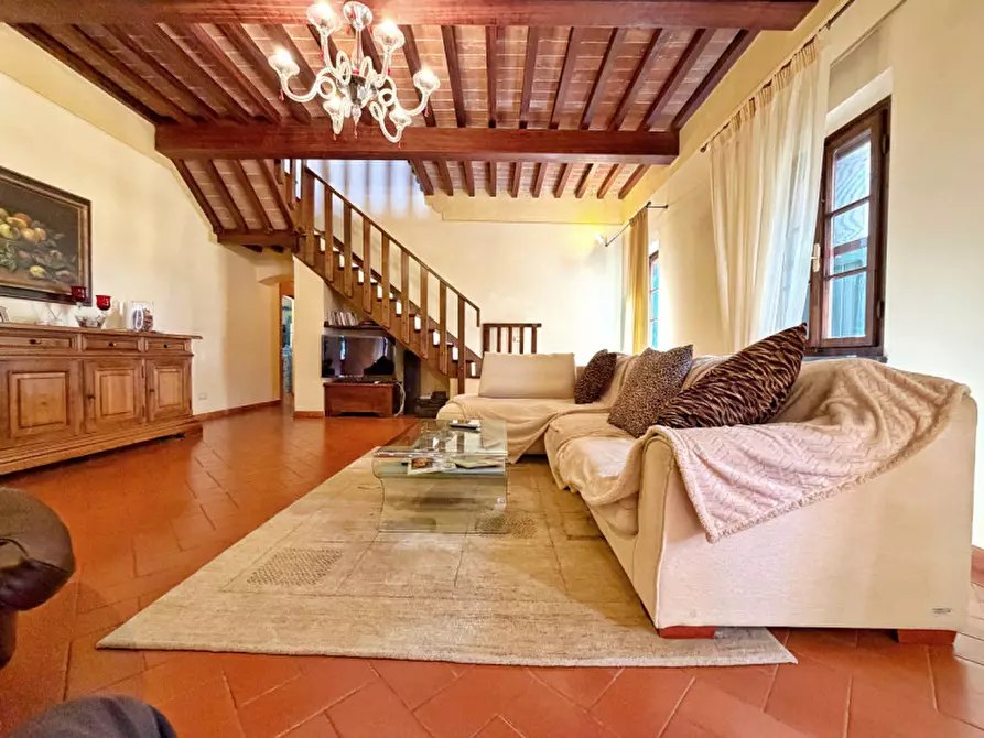Immagine 13 di Villa in vendita  in Via Scacciapolli a Fauglia