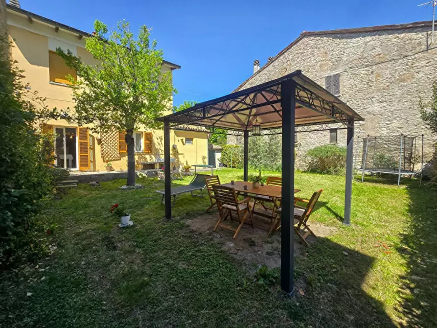 Immagine 2 di Casa indipendente in vendita  in Viale Vincenzo Lanciarini a Sant'angelo In Vado