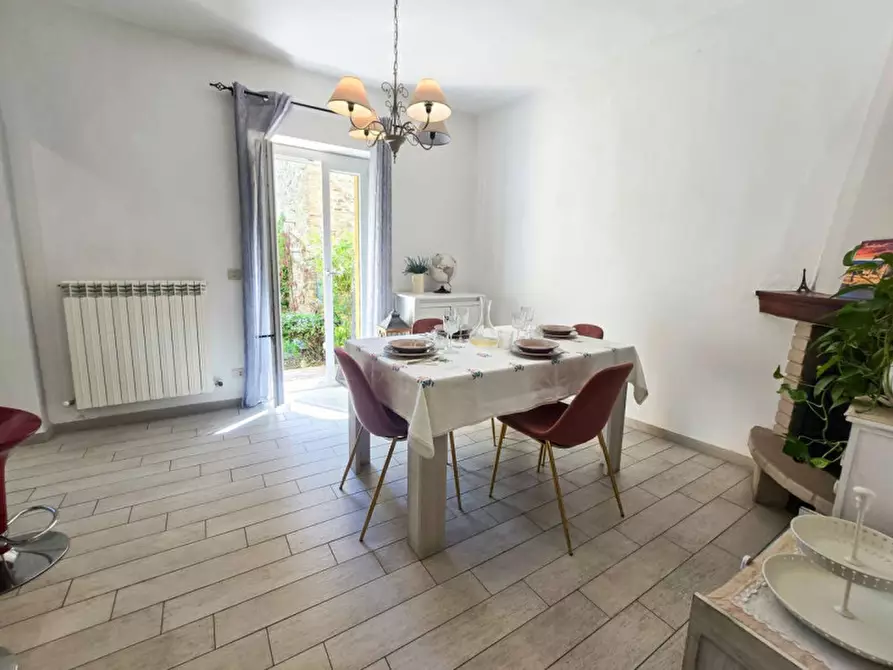 Immagine 9 di Casa indipendente in vendita  in Viale Vincenzo Lanciarini a Sant'angelo In Vado
