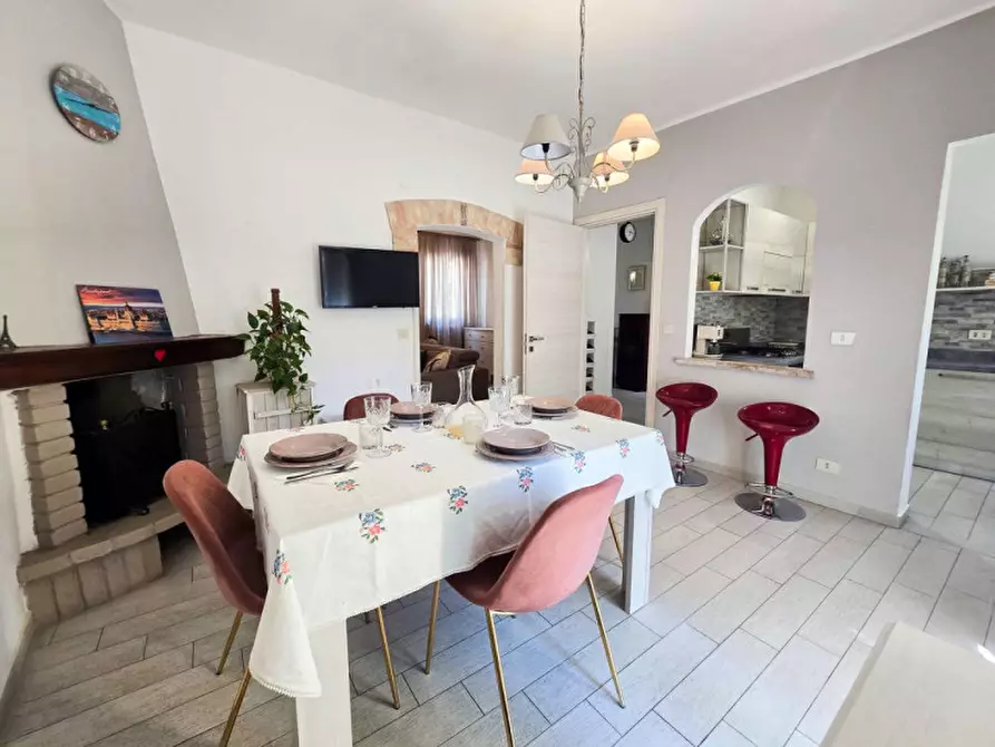 Immagine 11 di Casa indipendente in vendita  in Viale Vincenzo Lanciarini a Sant'angelo In Vado