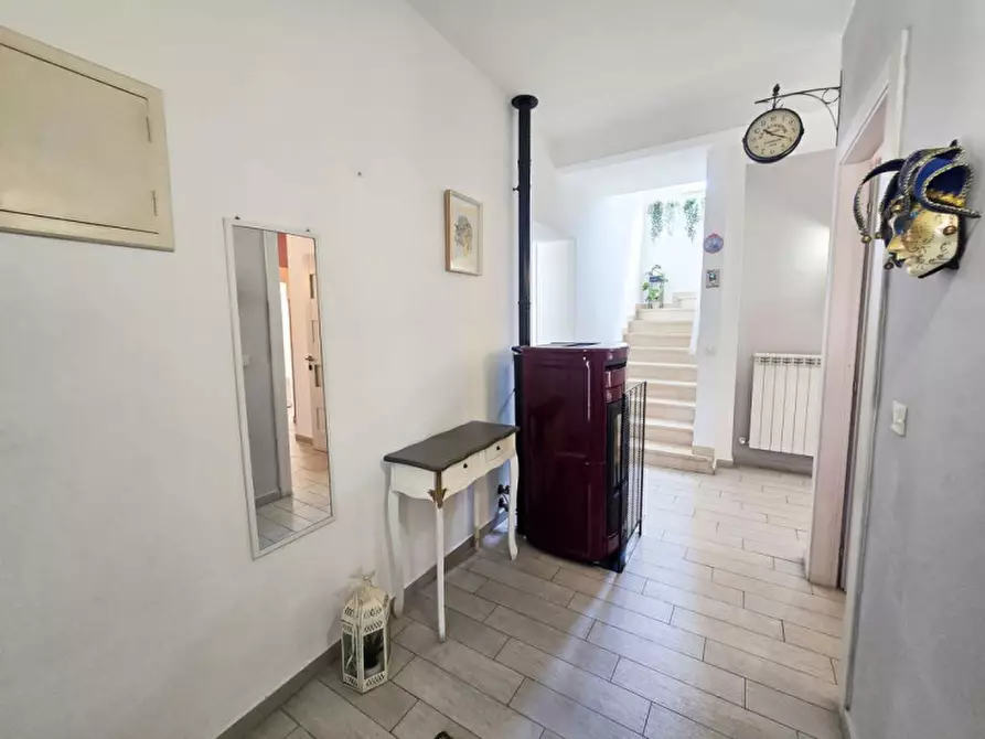 Immagine 14 di Casa indipendente in vendita  in Viale Vincenzo Lanciarini a Sant'angelo In Vado