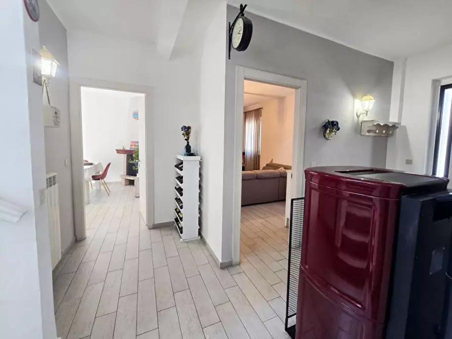 Immagine 16 di Casa indipendente in vendita  in Viale Vincenzo Lanciarini a Sant'angelo In Vado