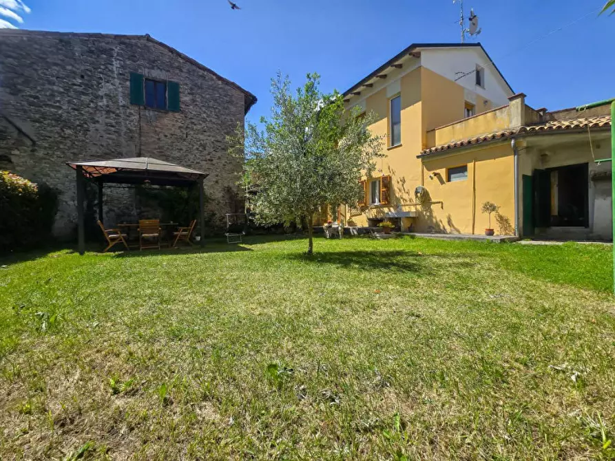 Immagine 32 di Casa indipendente in vendita  in Viale Vincenzo Lanciarini a Sant'angelo In Vado