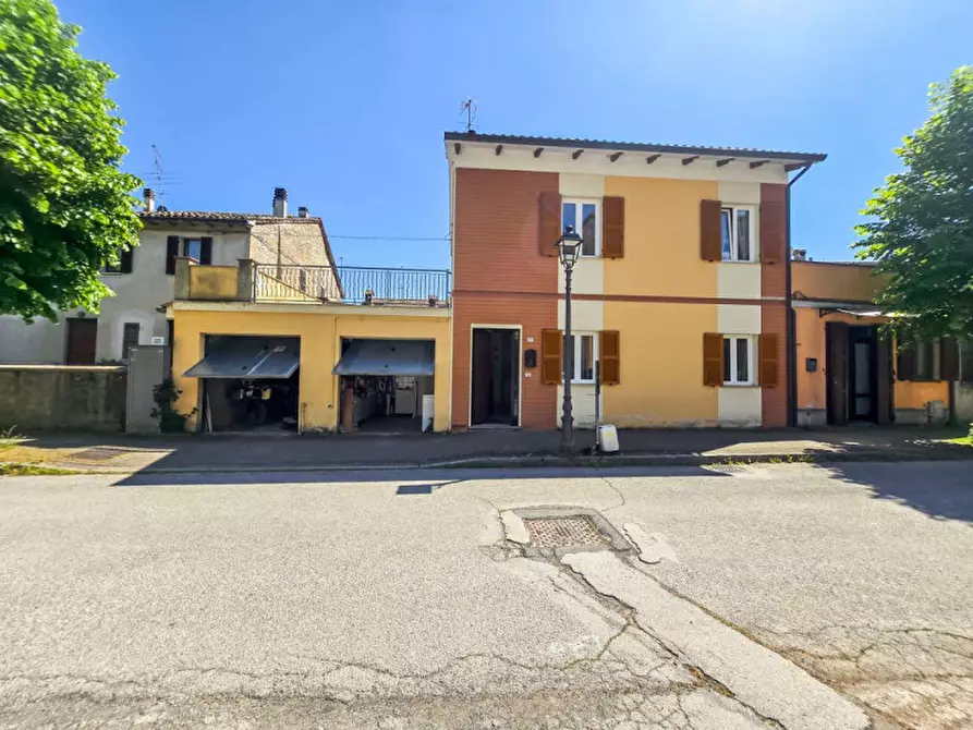 Immagine 36 di Casa indipendente in vendita  in Viale Vincenzo Lanciarini a Sant'angelo In Vado