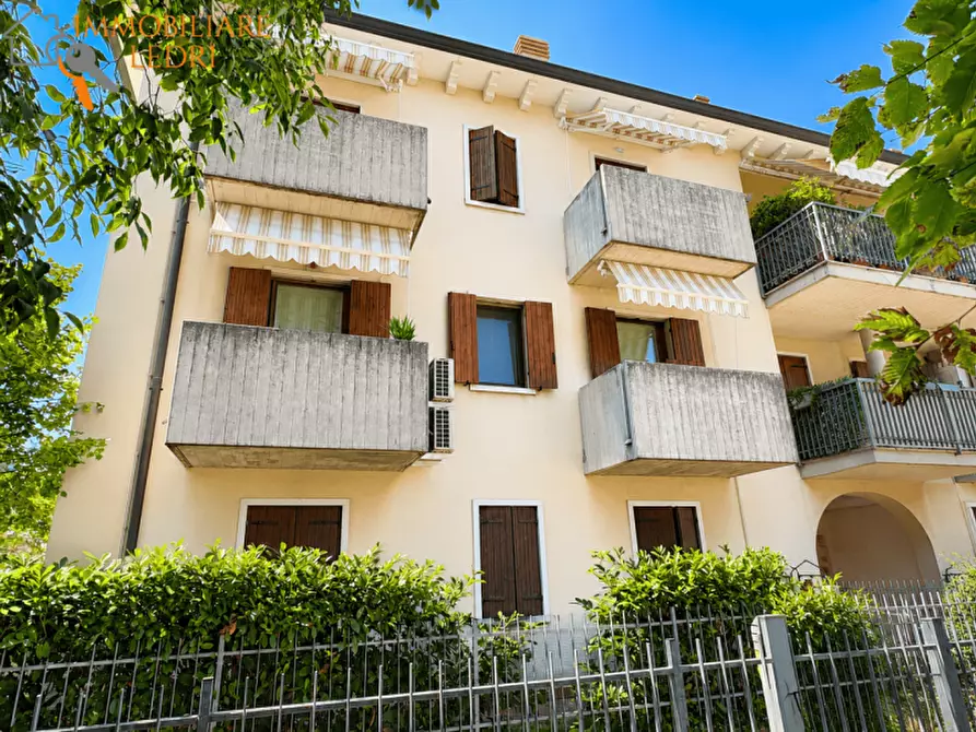 Immagine 15 di Appartamento in vendita  in Via Madonna, 13/E a Povegliano Veronese