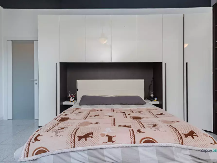 Immagine 7 di Appartamento in affitto  in Via Santa Monica, 3 a Milano
