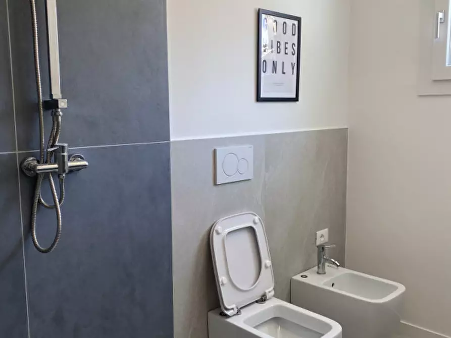 Immagine 12 di Casa indipendente in vendita  in Via Rivella a Creazzo