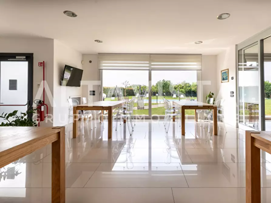 Immagine 29 di Villa in vendita  in Via Bettola a Lonato del Garda