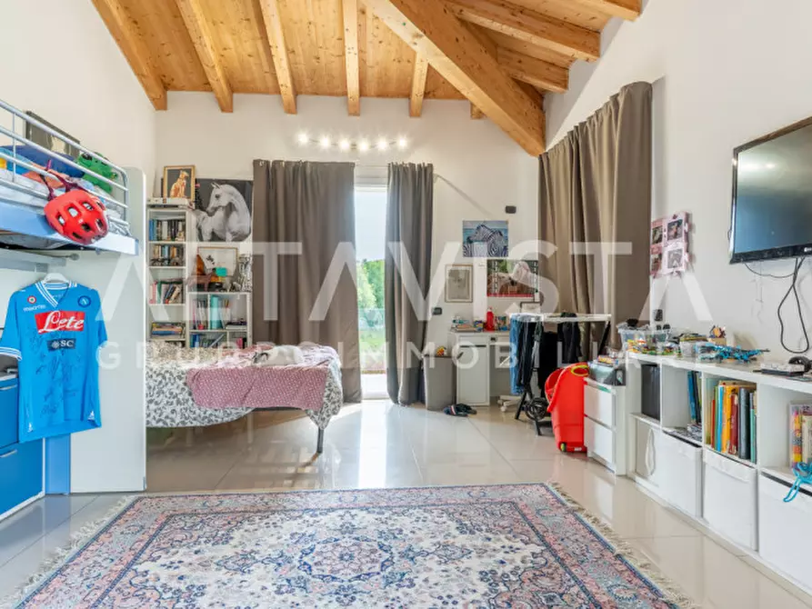 Immagine 41 di Villa in vendita  in Via Bettola a Lonato del Garda