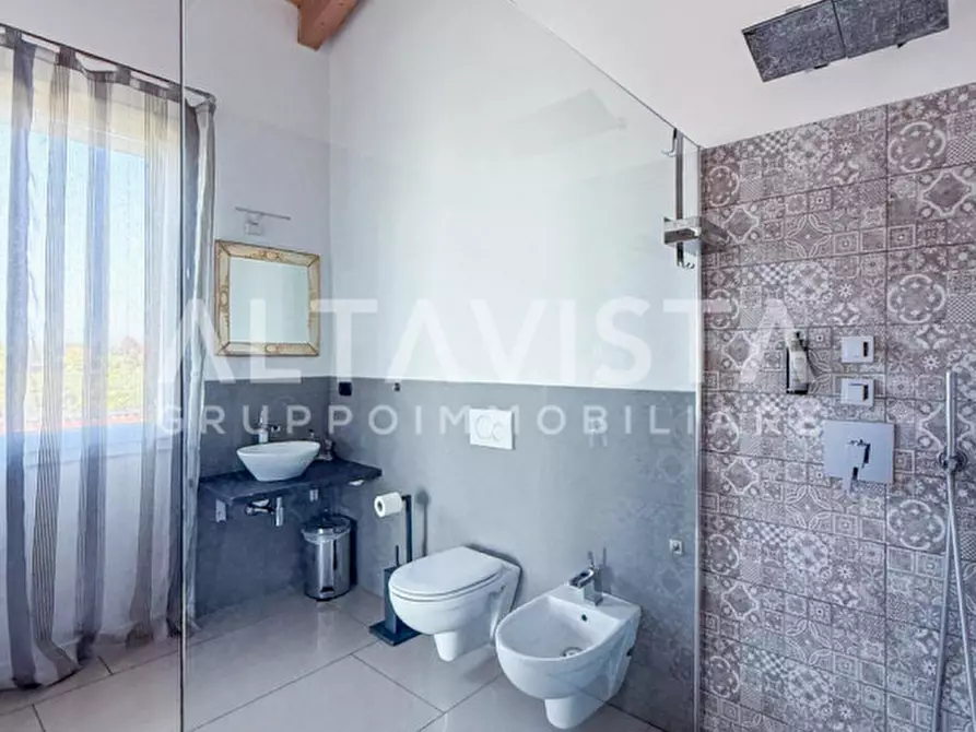 Immagine 56 di Villa in vendita  in Via Bettola a Lonato del Garda