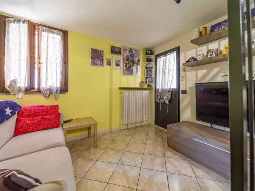 Immagine 6 di Appartamento in vendita  in Basilicanova a Montechiarugolo