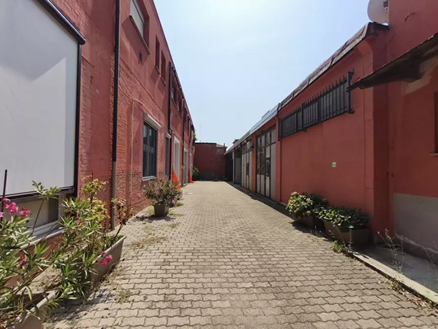 Immagine 15 di Appartamento in vendita  in Via Tommaso Laureti a Bologna