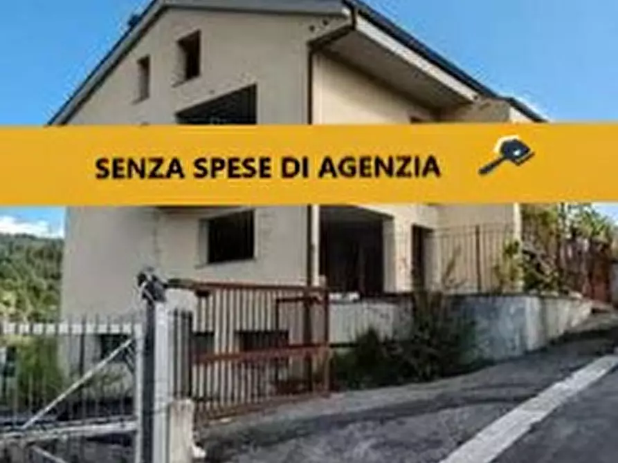 Immagine 1 di Magazzino in vendita  in Via del vicano 11 - 50060 Pelago (FI) a Pelago