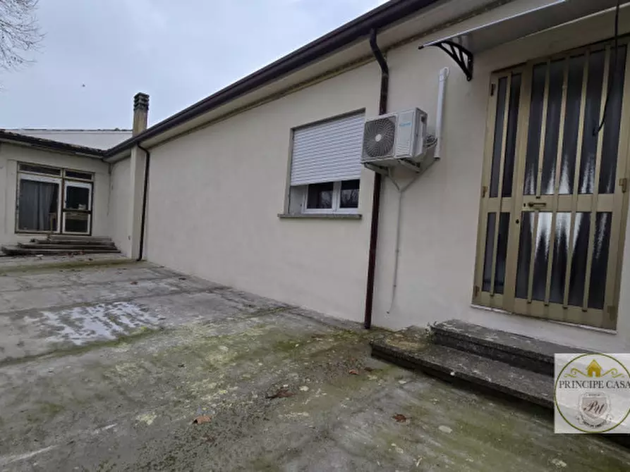 Immagine 25 di Casa bifamiliare in vendita  in via giarre a Lozzo Atestino