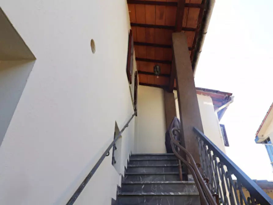 Immagine 2 di Villetta a schiera in vendita  in levanella a Montevarchi