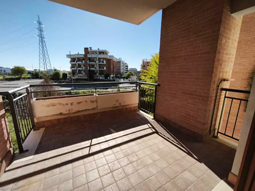 Immagine 9 di Appartamento in vendita  in Via Nosate a Roma