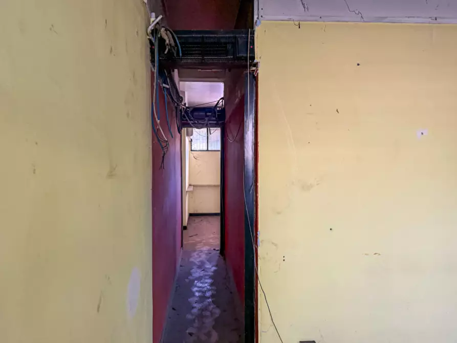 Immagine 8 di Negozio in vendita  in Via Montello a Montebelluna