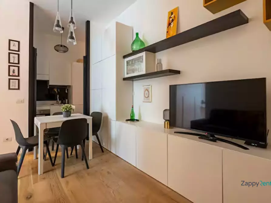 Immagine 21 di Appartamento in affitto  in Via Piero della Francesca, 51 a Milano