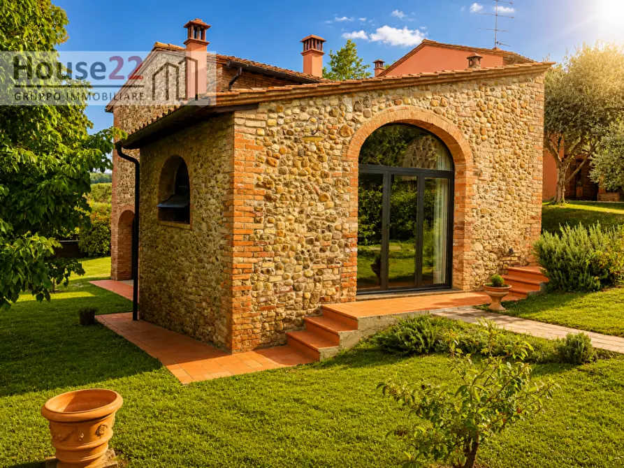 Immagine 1 di Villa in vendita  in via castiglioni 70 a Montespertoli
