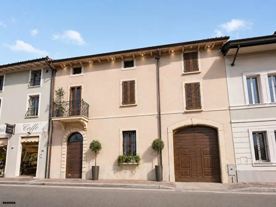 Immagine 1 di Palazzo in vendita  in Via Giuseppe Garibaldi a Gambara