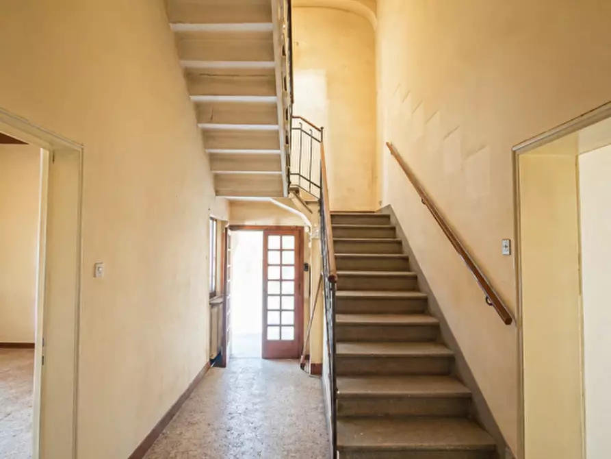 Immagine 4 di Palazzo in vendita  in Via Giuseppe Garibaldi a Gambara