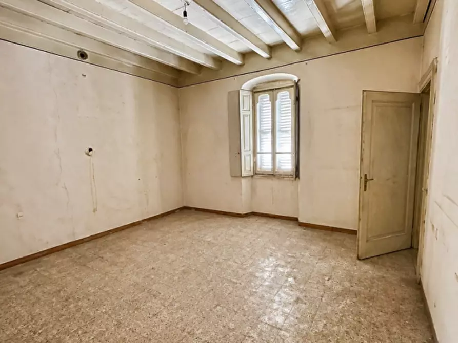 Immagine 10 di Palazzo in vendita  in Via Giuseppe Garibaldi a Gambara