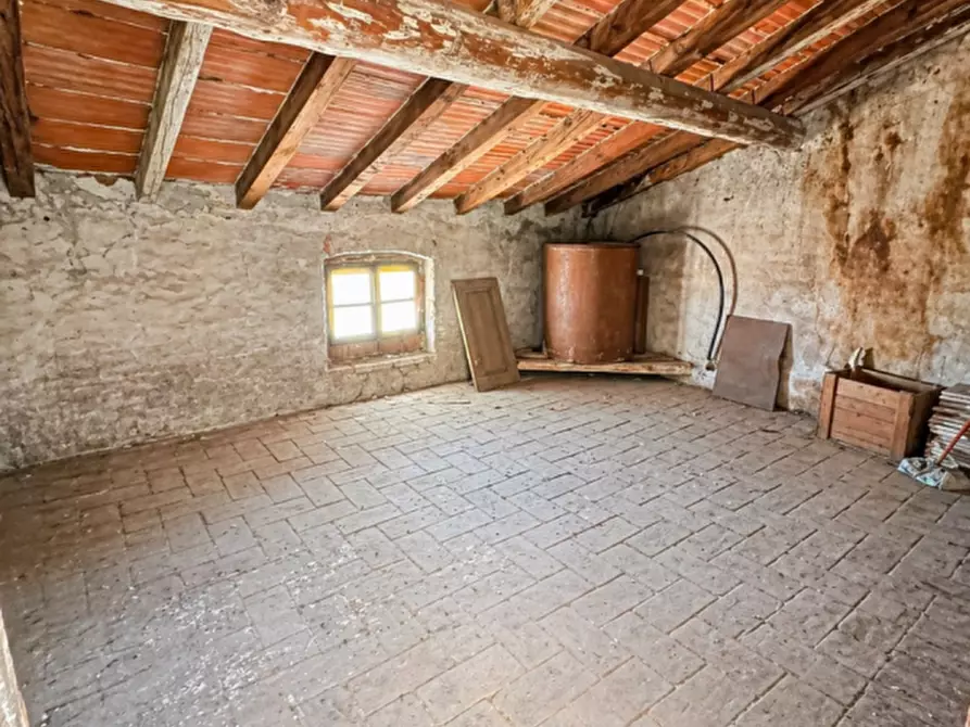Immagine 12 di Palazzo in vendita  in Via Giuseppe Garibaldi a Gambara