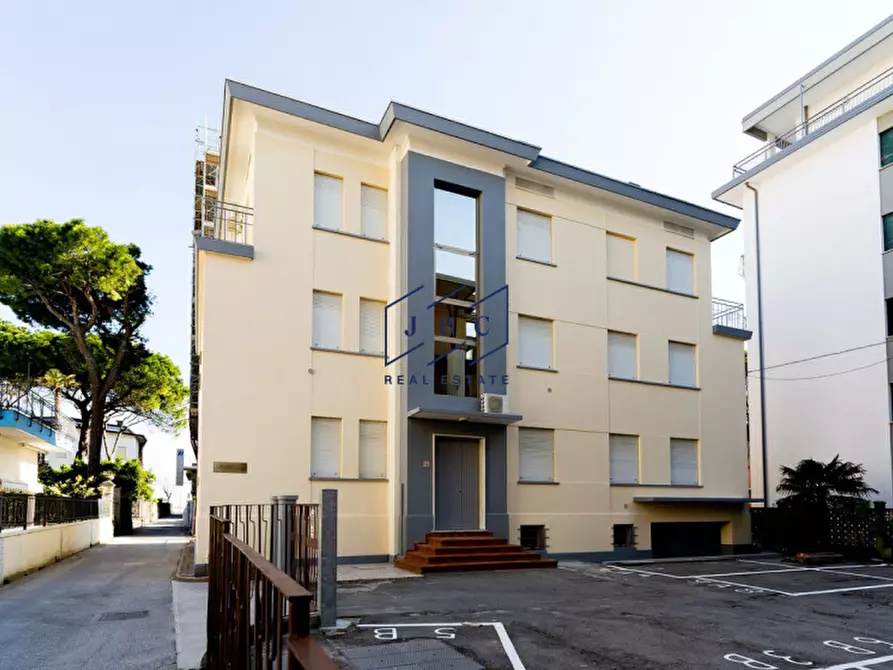 Immagine 10 di Appartamento in affitto  in Via Andrea Bafile a Jesolo