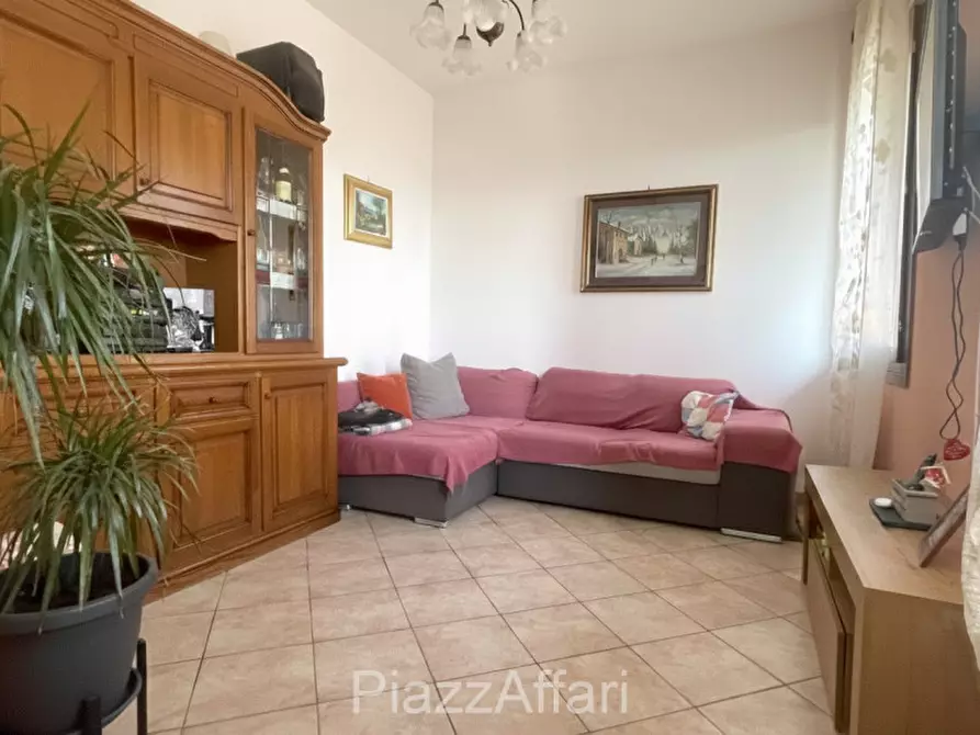 Immagine 4 di Casa bifamiliare in vendita  in Via Cavarzere a Cona