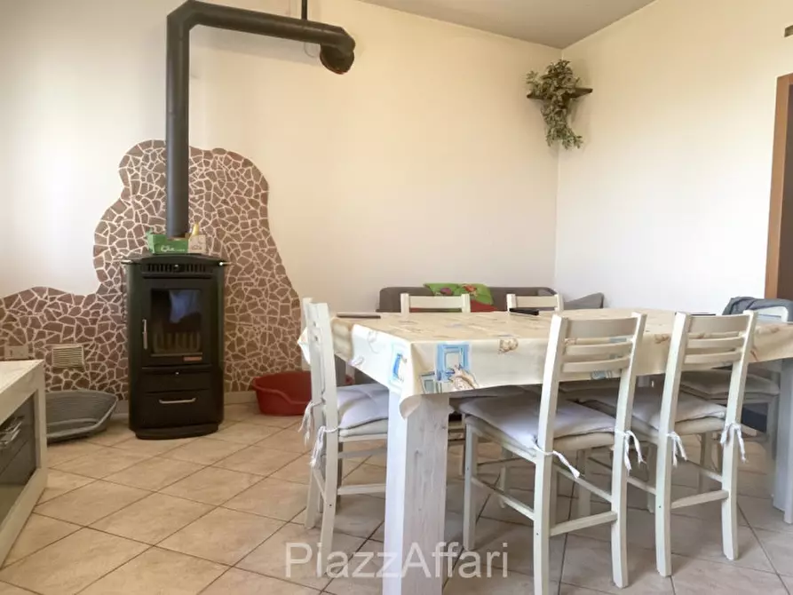 Immagine 5 di Casa bifamiliare in vendita  in Via Cavarzere a Cona