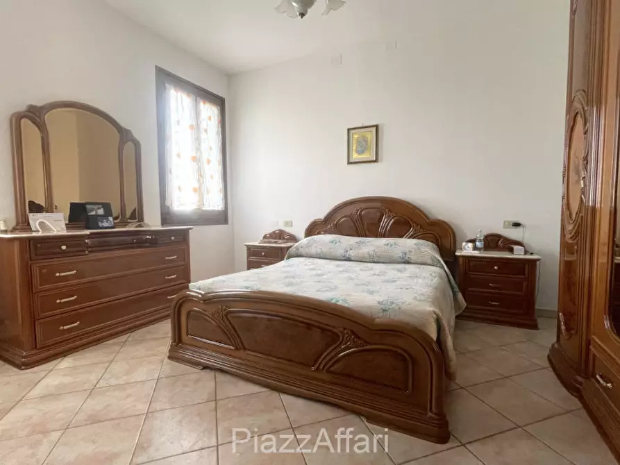 Immagine 14 di Casa bifamiliare in vendita  in Via Cavarzere a Cona