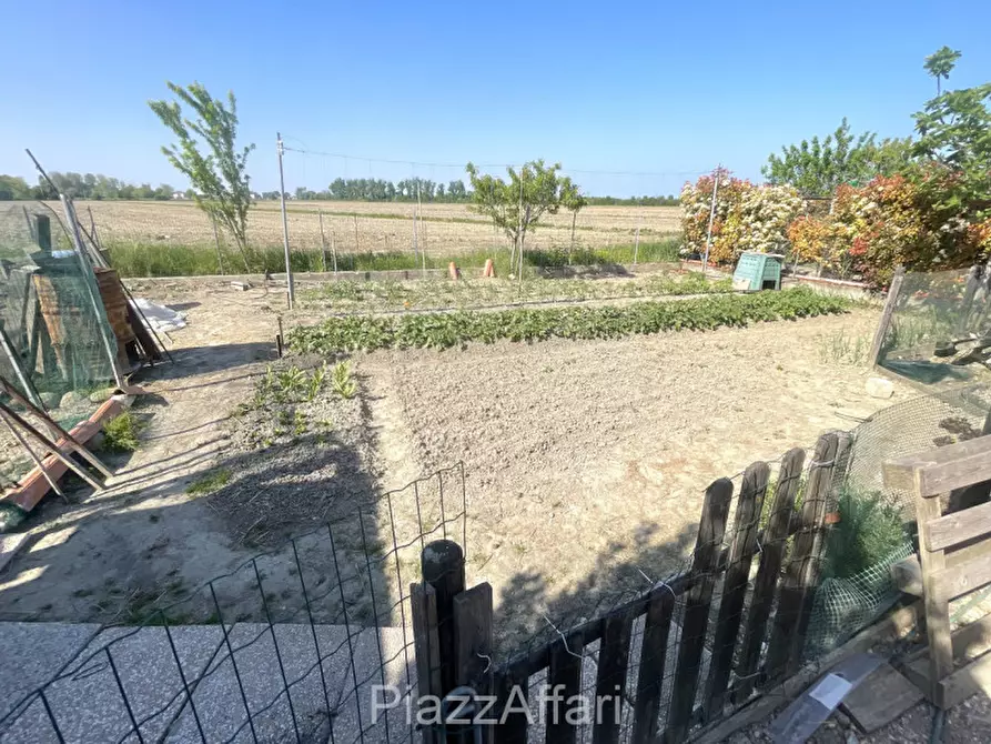 Immagine 25 di Casa bifamiliare in vendita  in Via Cavarzere a Cona