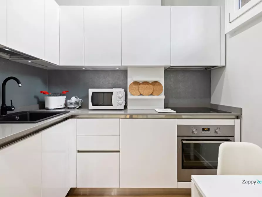 Immagine 2 di Appartamento in affitto  in Via Pietro da Cemmo, 5 a Milano