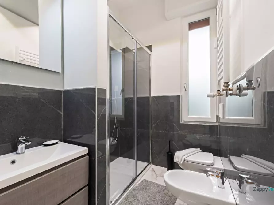 Immagine 15 di Appartamento in affitto  in Via Pietro da Cemmo, 5 a Milano
