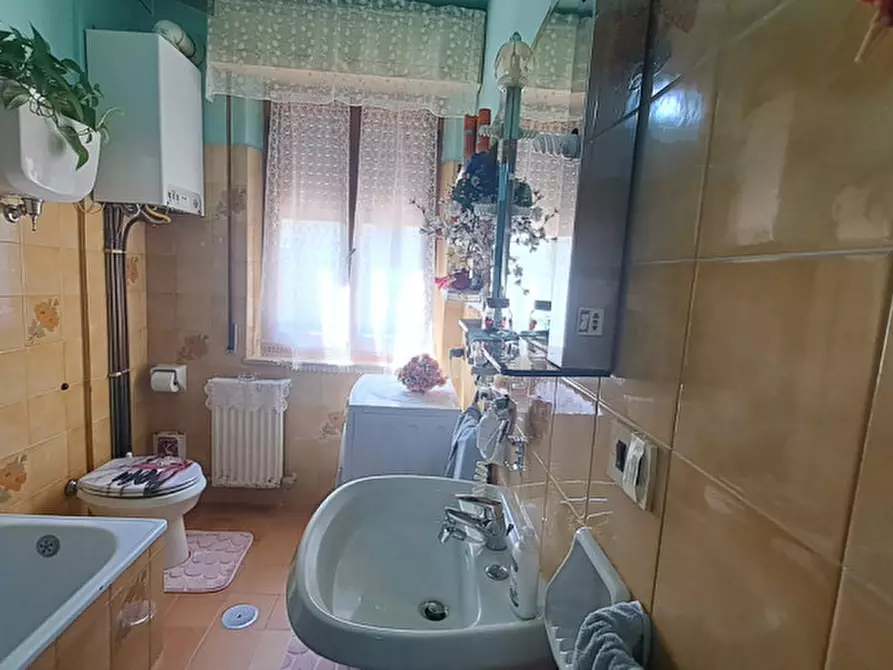 Immagine 11 di Appartamento in vendita  a Tuoro Sul Trasimeno