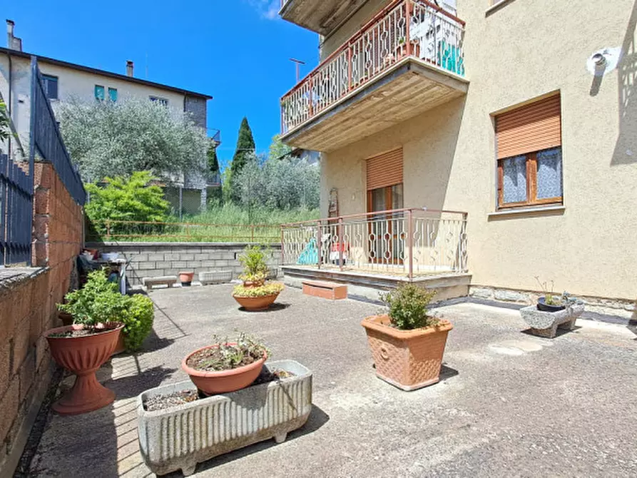Immagine 13 di Appartamento in vendita  a Tuoro Sul Trasimeno