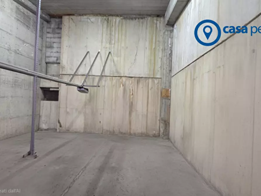 Immagine 3 di Garage in vendita  in sacro cuore, 1 a Rovigo