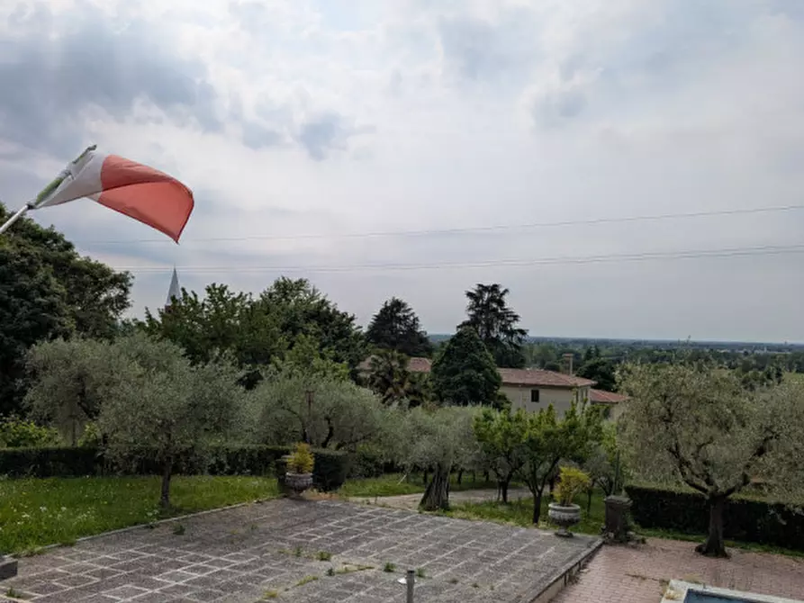 Immagine 8 di Villa in vendita  in Via Asolana a Fonte