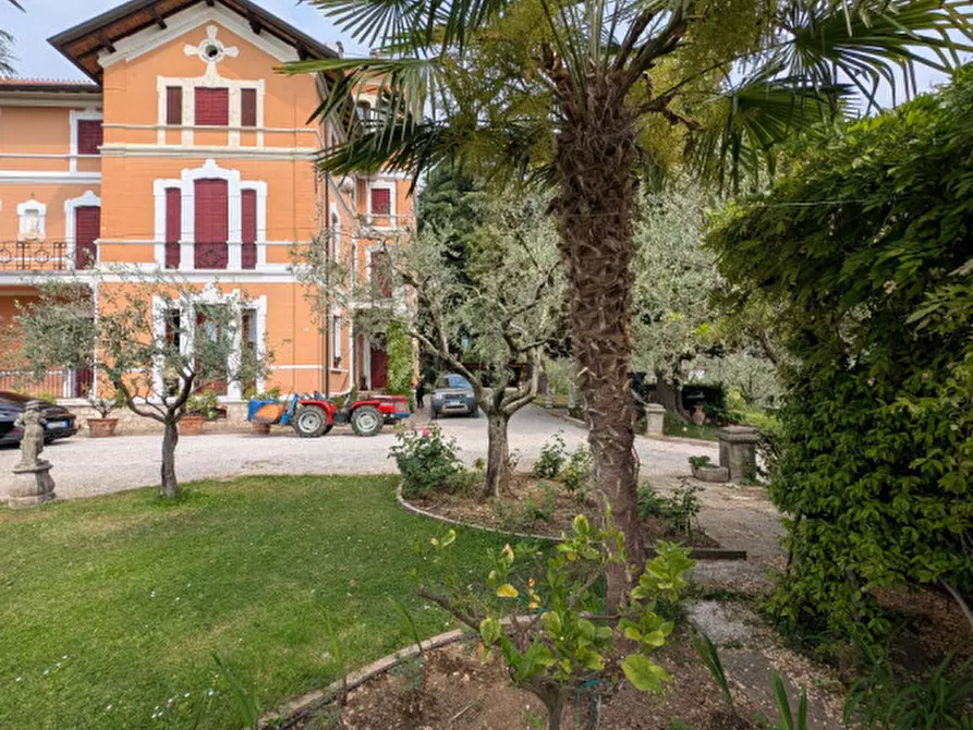 Immagine 10 di Villa in vendita  in Via Asolana a Fonte