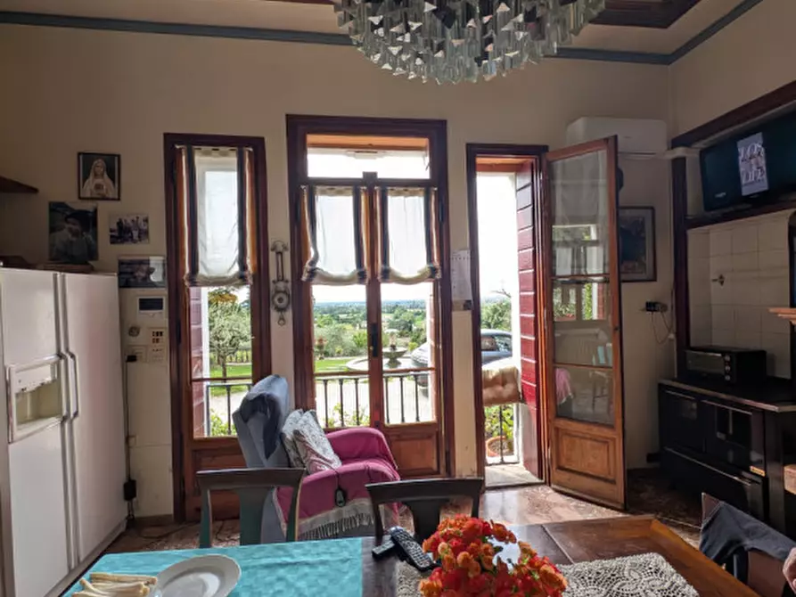 Immagine 13 di Villa in vendita  in Via Asolana a Fonte