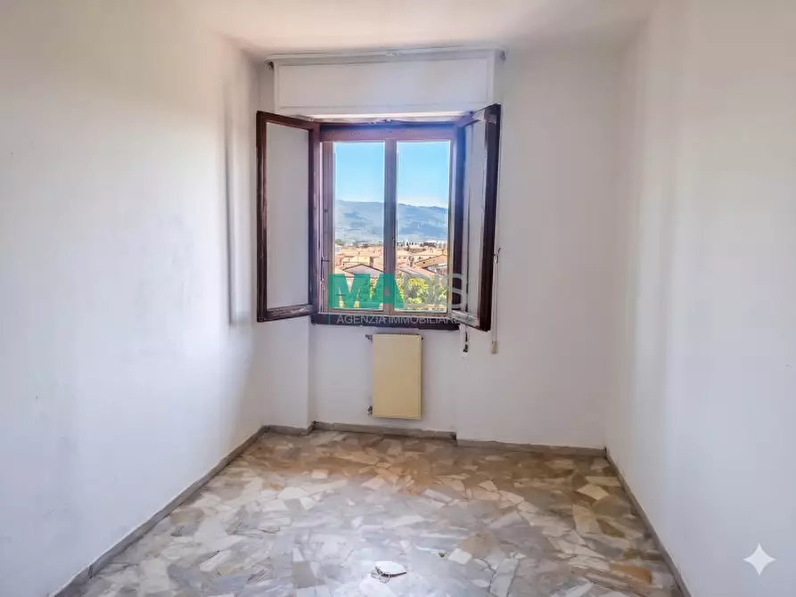 Immagine 8 di Appartamento in vendita  in VIA LA MONTAGNOLA a Prato