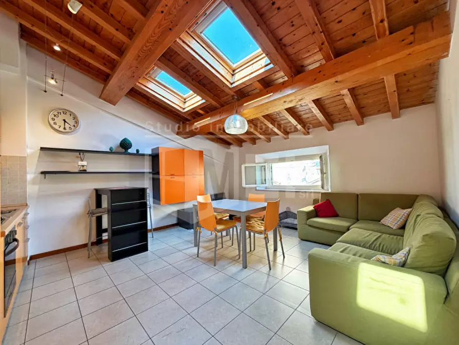Immagine 2 di Appartamento in vendita  in Via Enrico Mayer 48 a Livorno