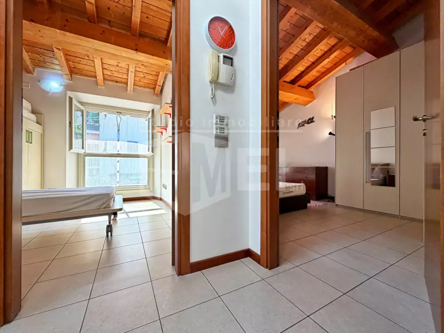 Immagine 13 di Appartamento in vendita  in Via Enrico Mayer 48 a Livorno