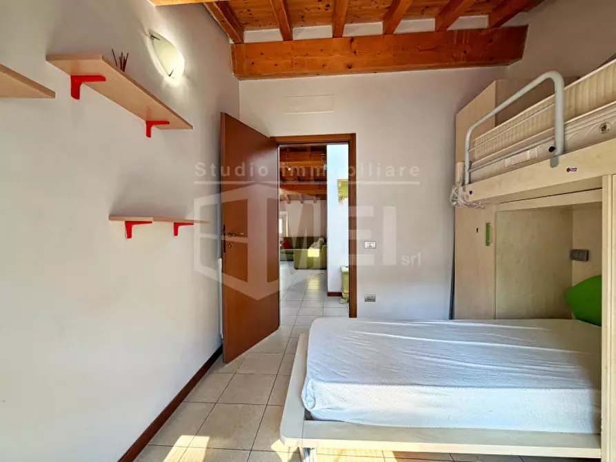 Immagine 19 di Appartamento in vendita  in Via Enrico Mayer 48 a Livorno