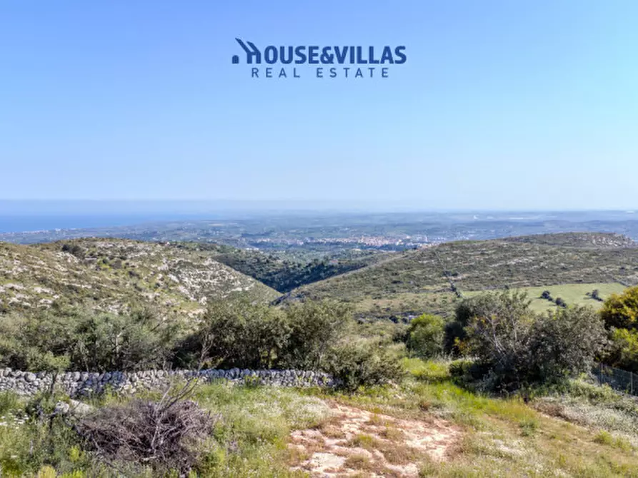 Immagine 15 di Villa in vendita  in sant'elia a Noto