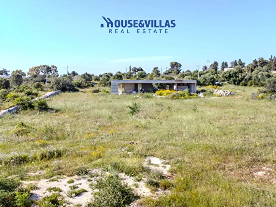 Immagine 18 di Villa in vendita  in sant'elia a Noto
