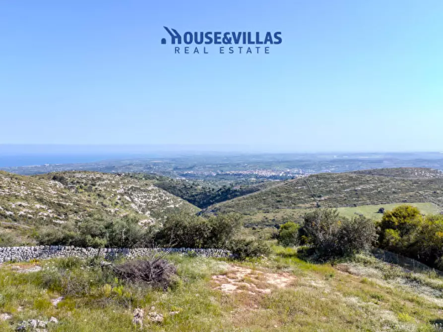 Immagine 19 di Villa in vendita  in sant'elia a Noto