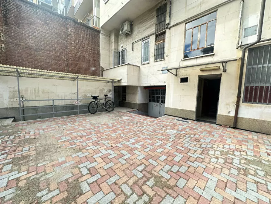 Immagine 12 di Garage in vendita  in Via Finalmarina 26 a Torino