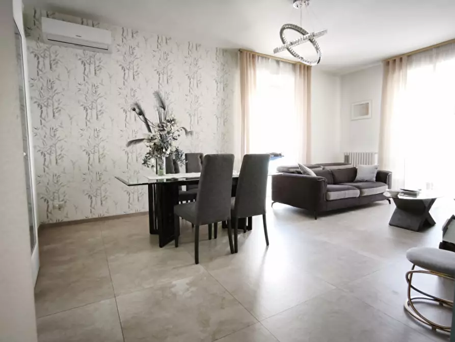 Immagine 4 di Appartamento in vendita  in Via Martiri di Belfiore, 37 a Andria