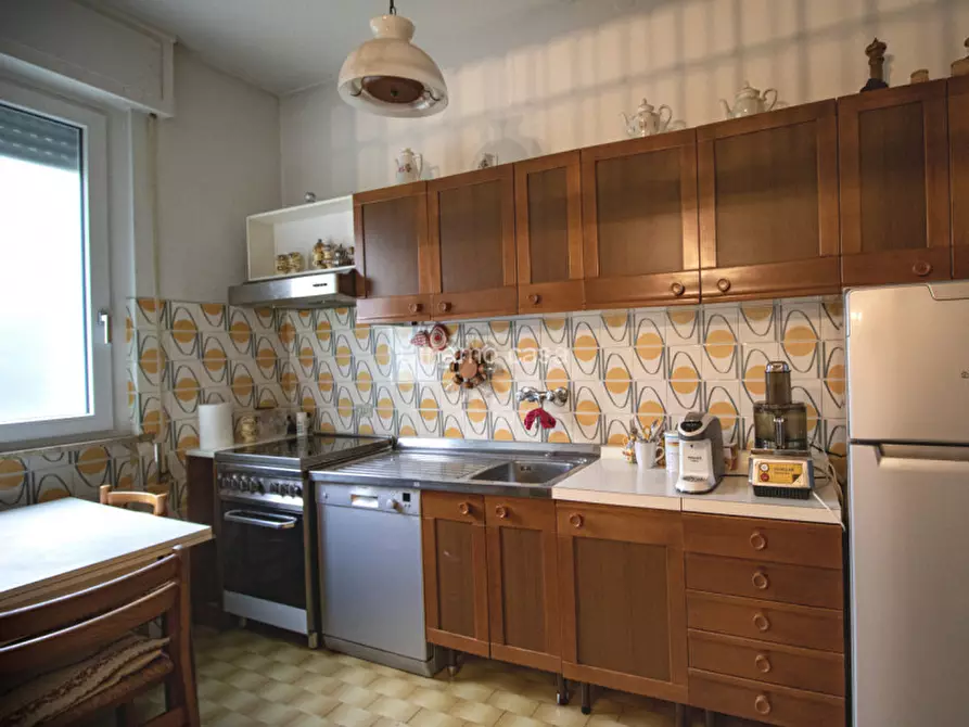 Immagine 8 di Appartamento in vendita  in Via Cristoforo Colombo a Prato